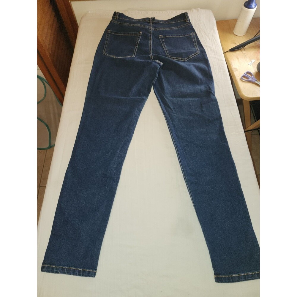 Forever 21 Jeans Size 27 Skinny Mid Rise Dark Wash Denim Cotton Blend Stretch